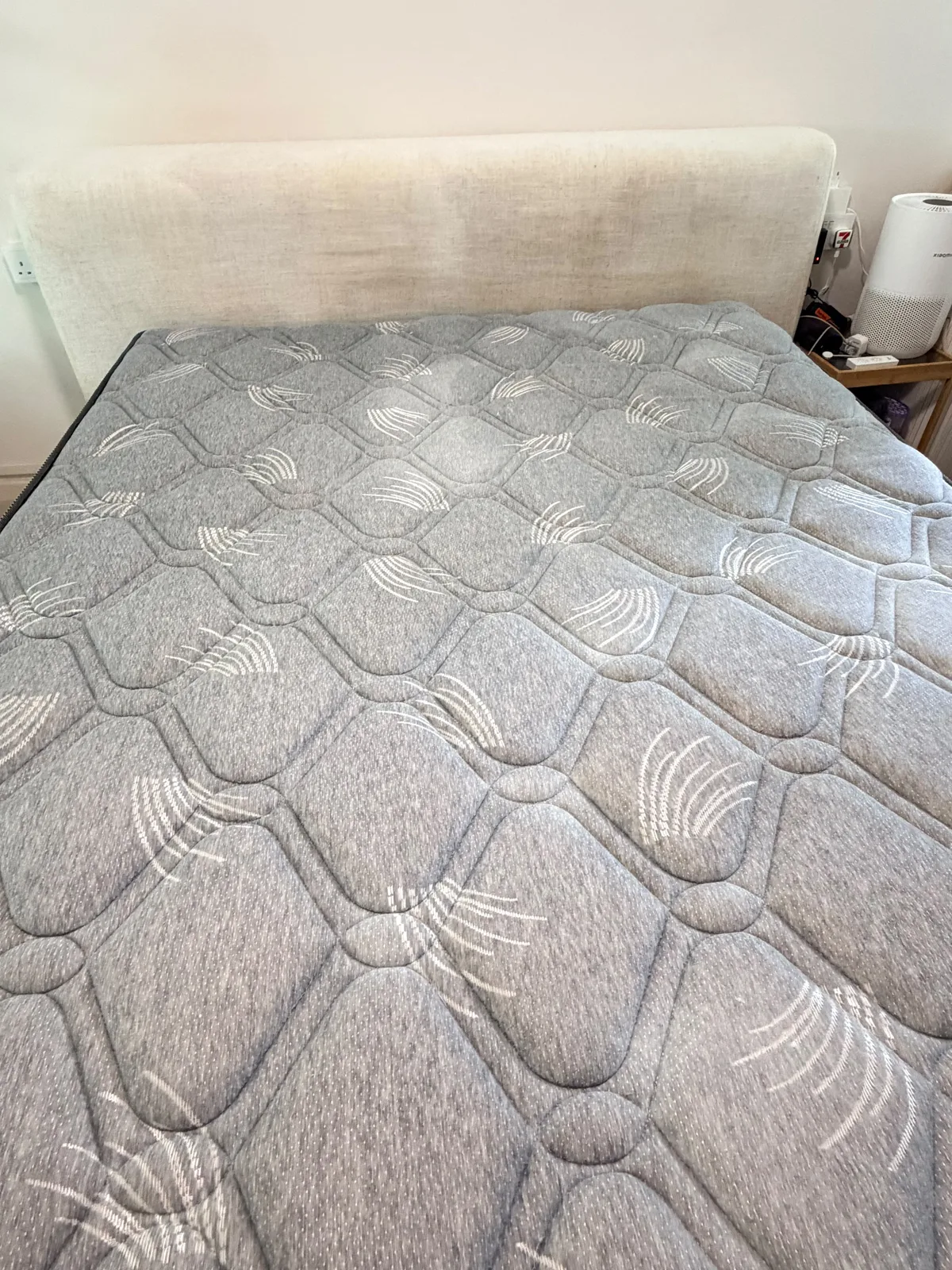 Mattress after deep cleaning โ surface refreshed and clean