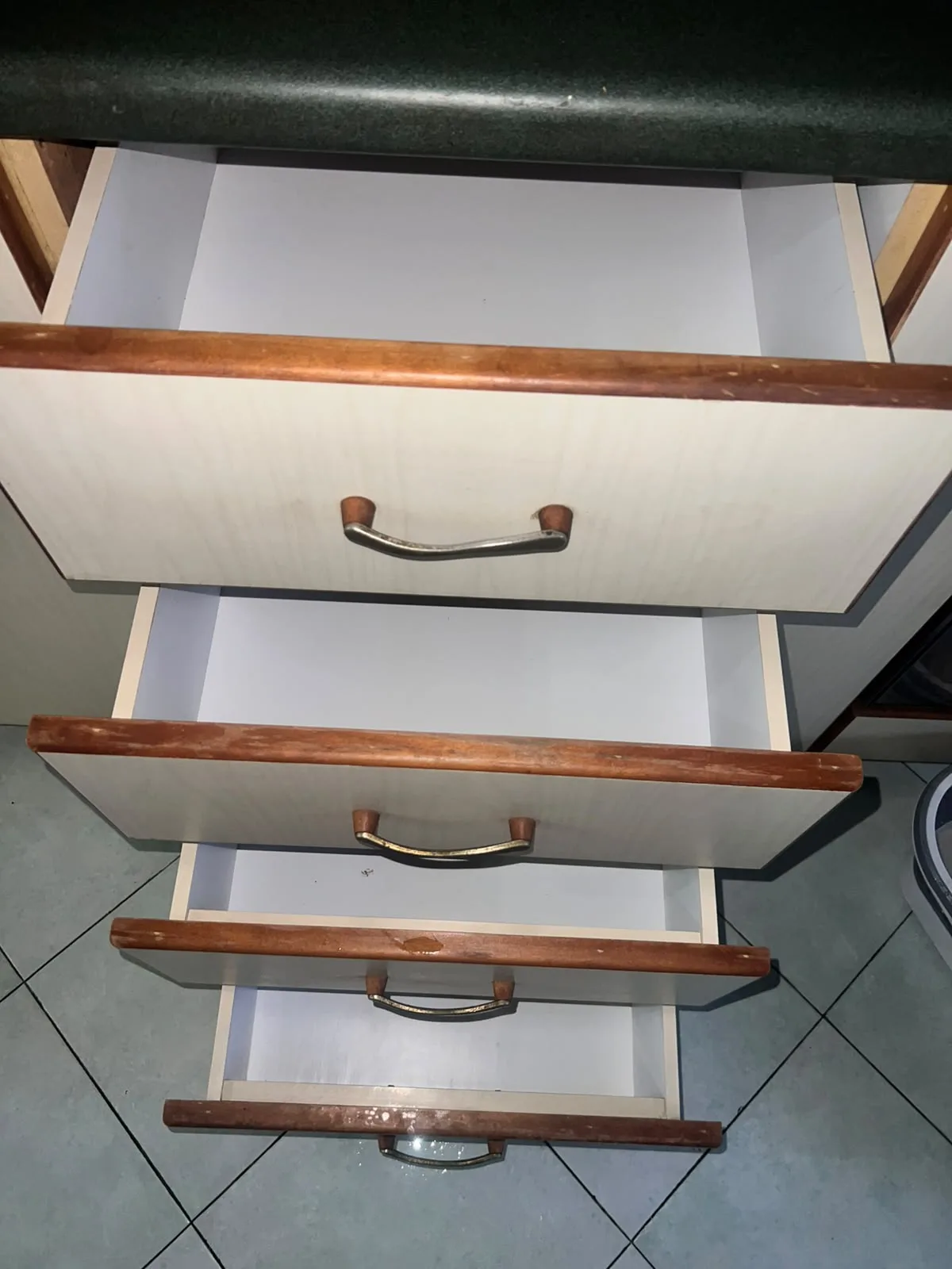 Post-tenancy after cleaning โ all kitchen drawers cleaned inside